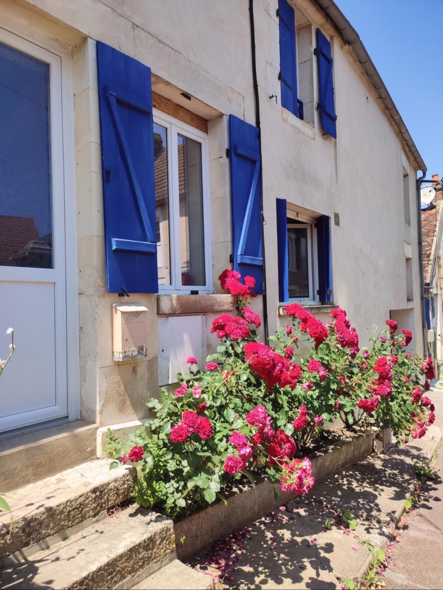 Gite En Plein Coeur Du Vignoble Chablisien Courgis Экстерьер фото
